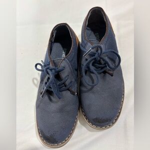 Boys Steve Madden Navy Canvas Derby Shoes with Brown Trim Sz 13 little kid